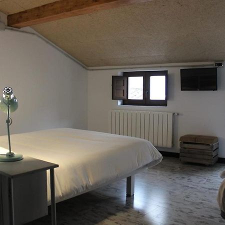 Green River Hostel Cuenca  Exterior photo